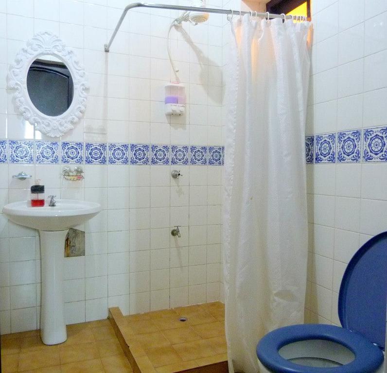 Black Cat Hostel Асунсион Екстериор снимка