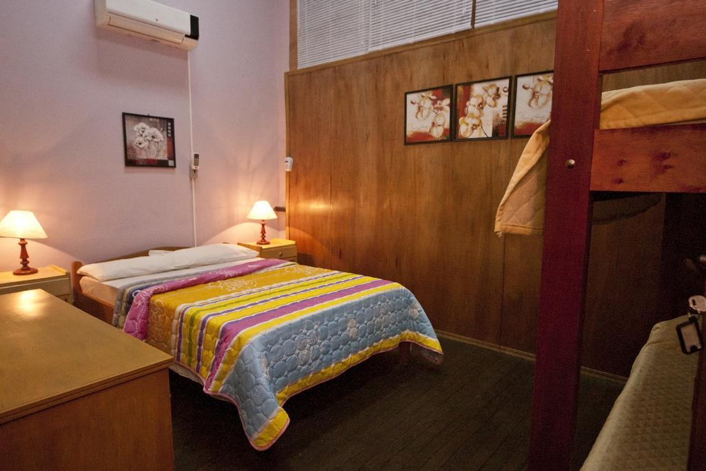 Black Cat Hostel Асунсион Екстериор снимка