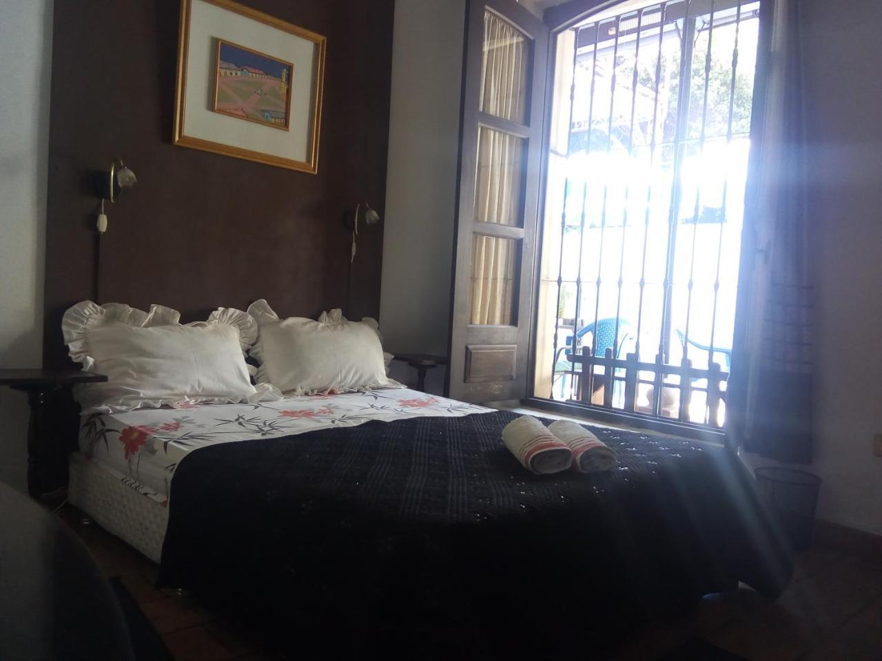 Black Cat Hostel Асунсион Екстериор снимка